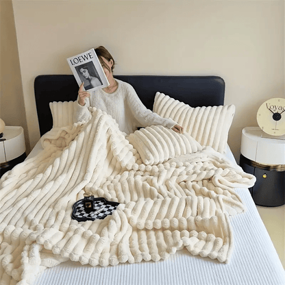 Rabbit Velvet Blanket - Cozy Winter Flannel for Home